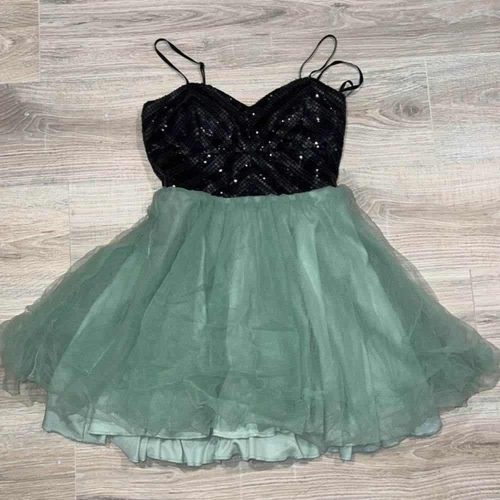 Mint and black homecoming tulle dress